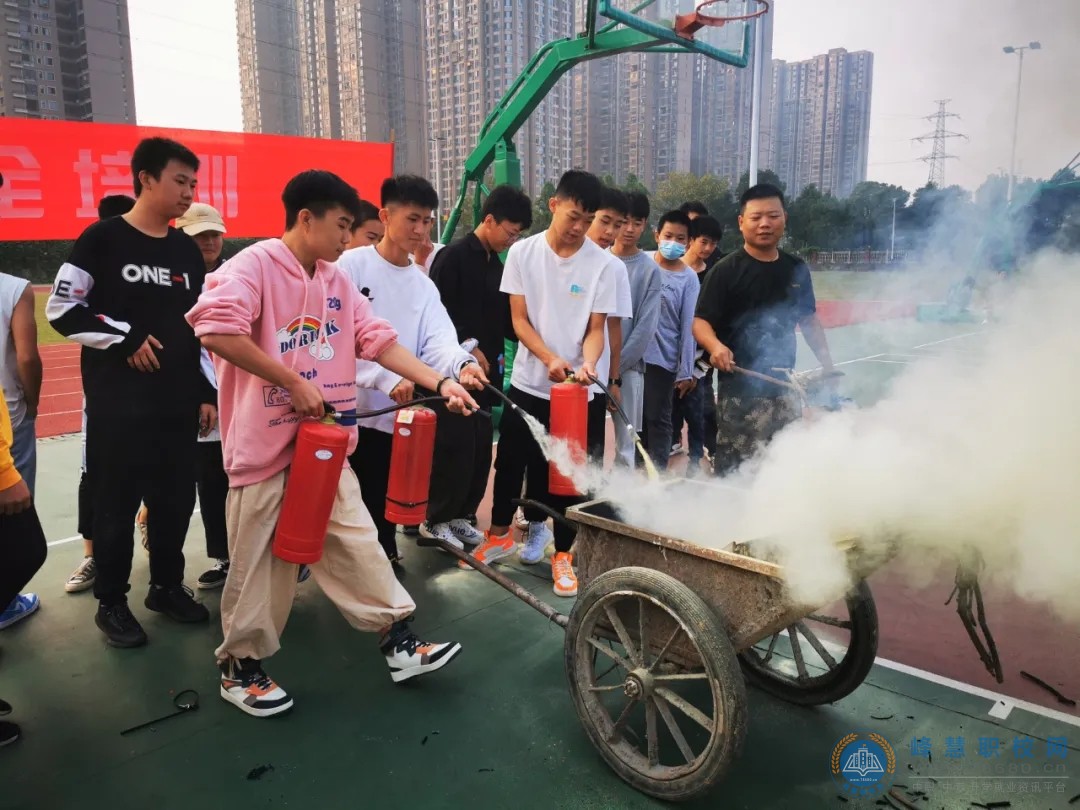  湖南中专职高学校-迪育桥职校网