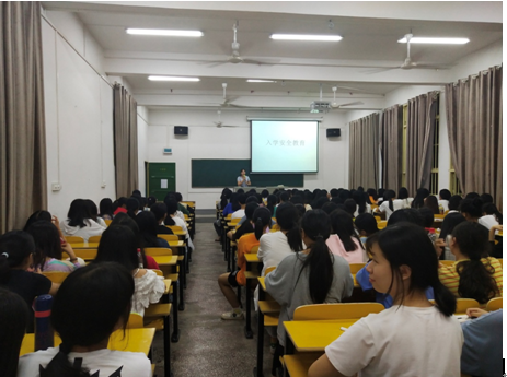  邵阳市卫生学校 