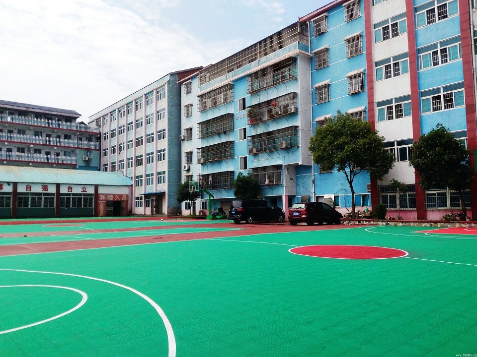  岳阳市中山财经职业学校 